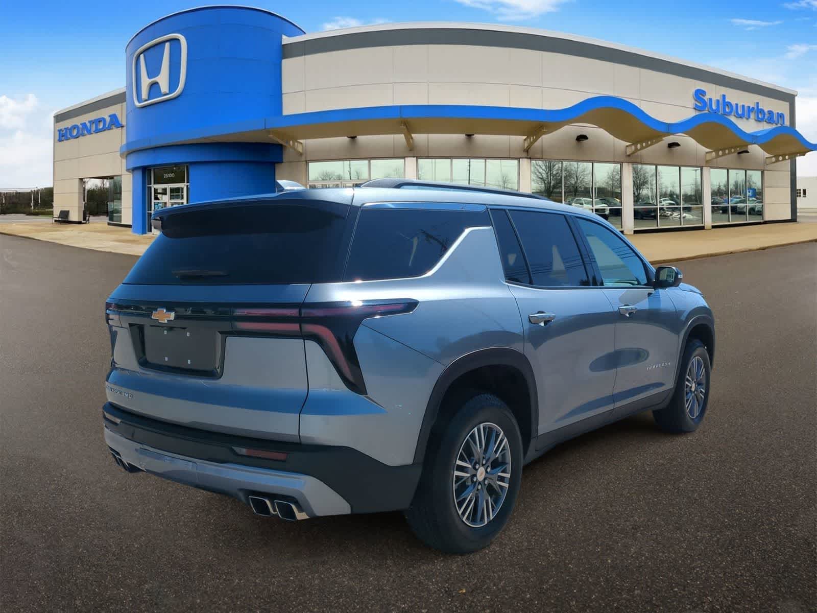 Thumbnail: 2025 Chevrolet Traverse - 8