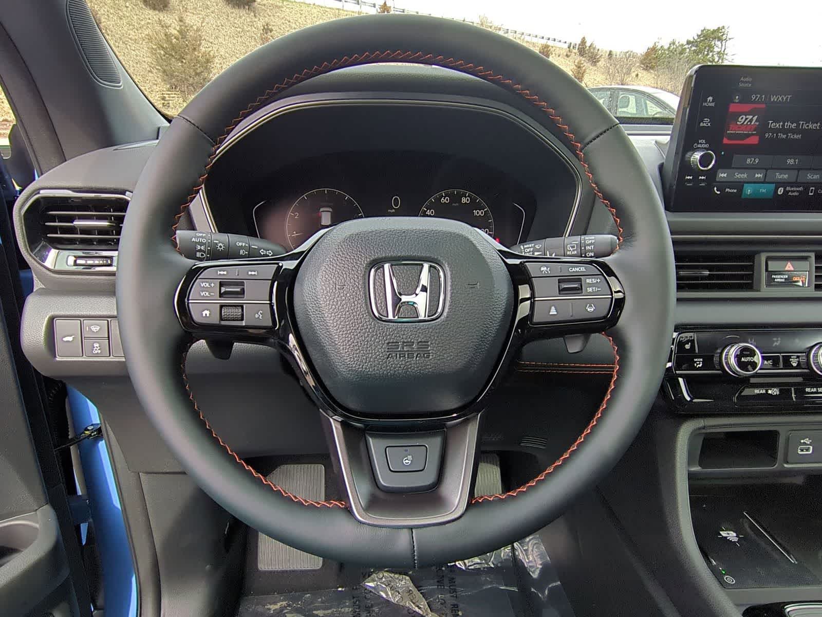 Thumbnail: 2024 Honda Pilot - 25
