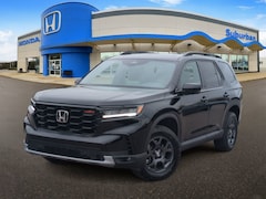 Pre-owned 2025 Honda Pilot TrailSport SUV in Farmington Hills, MI