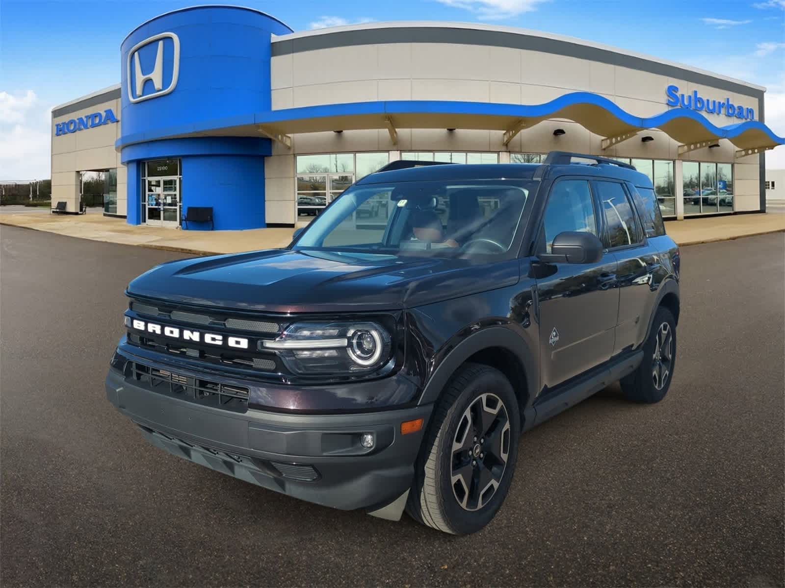 Thumbnail: 2021 Ford Bronco Sport - 4