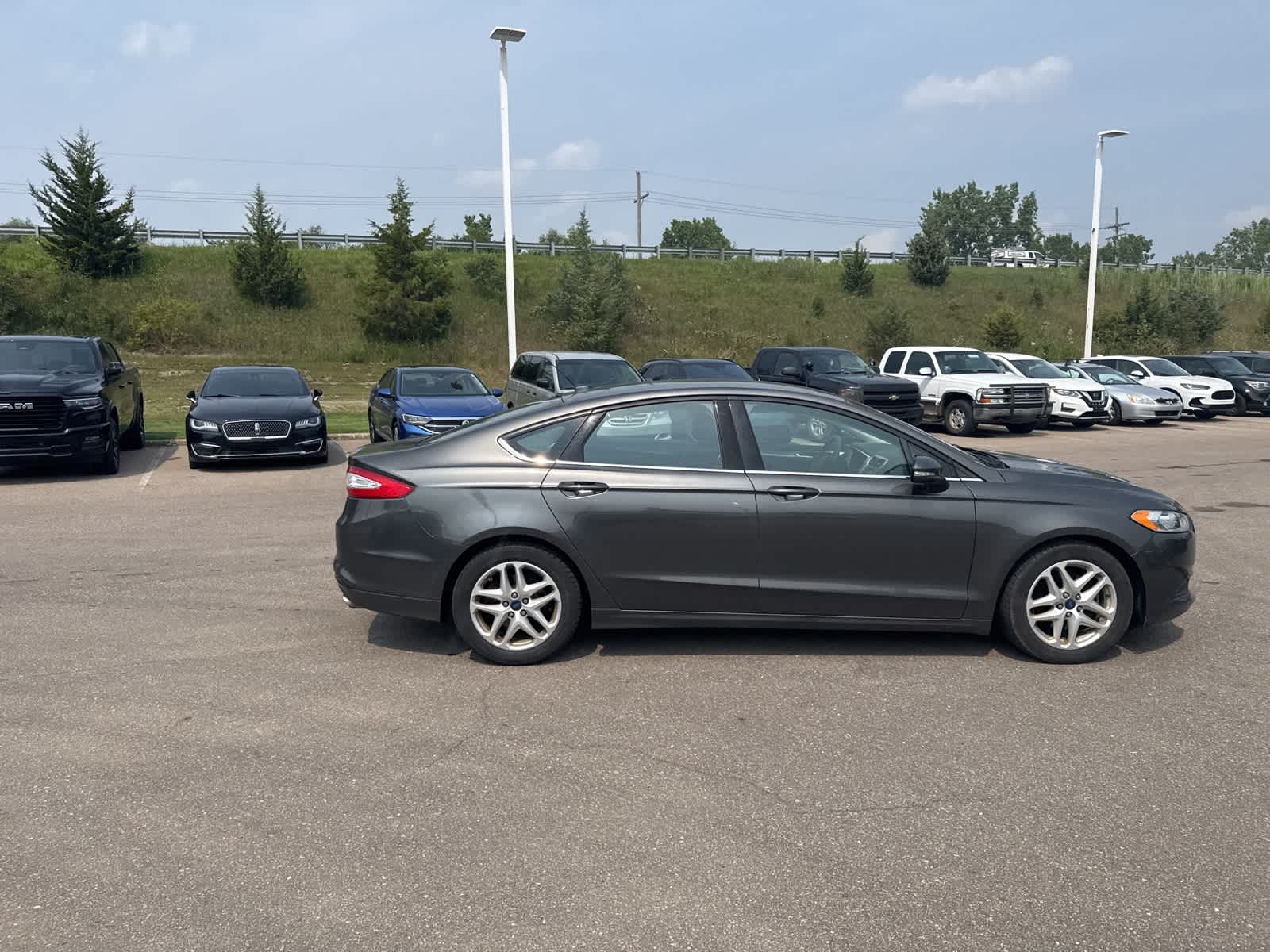 Thumbnail: 2015 Ford Fusion - 17