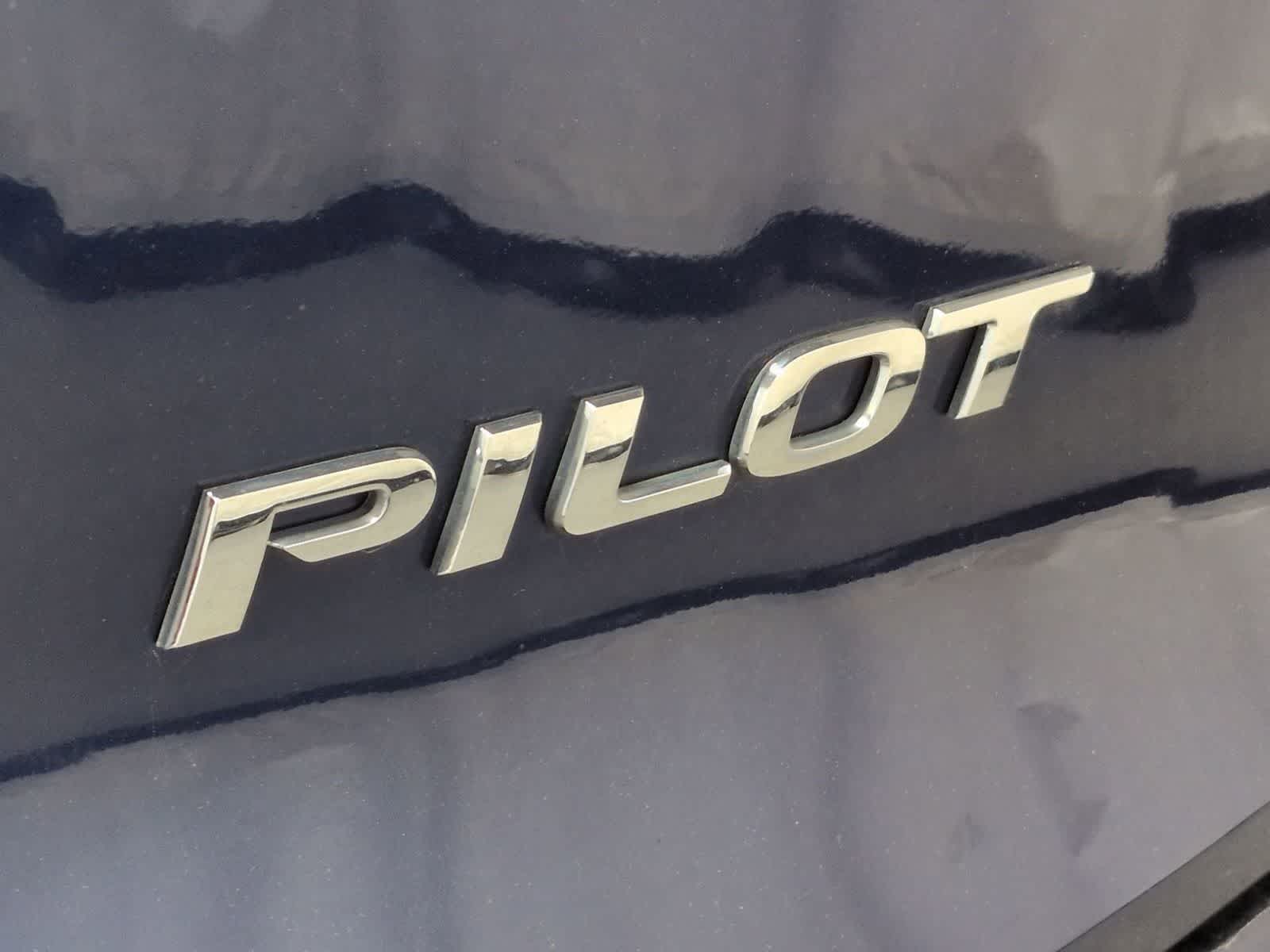 Thumbnail: 2016 Honda Pilot - 13
