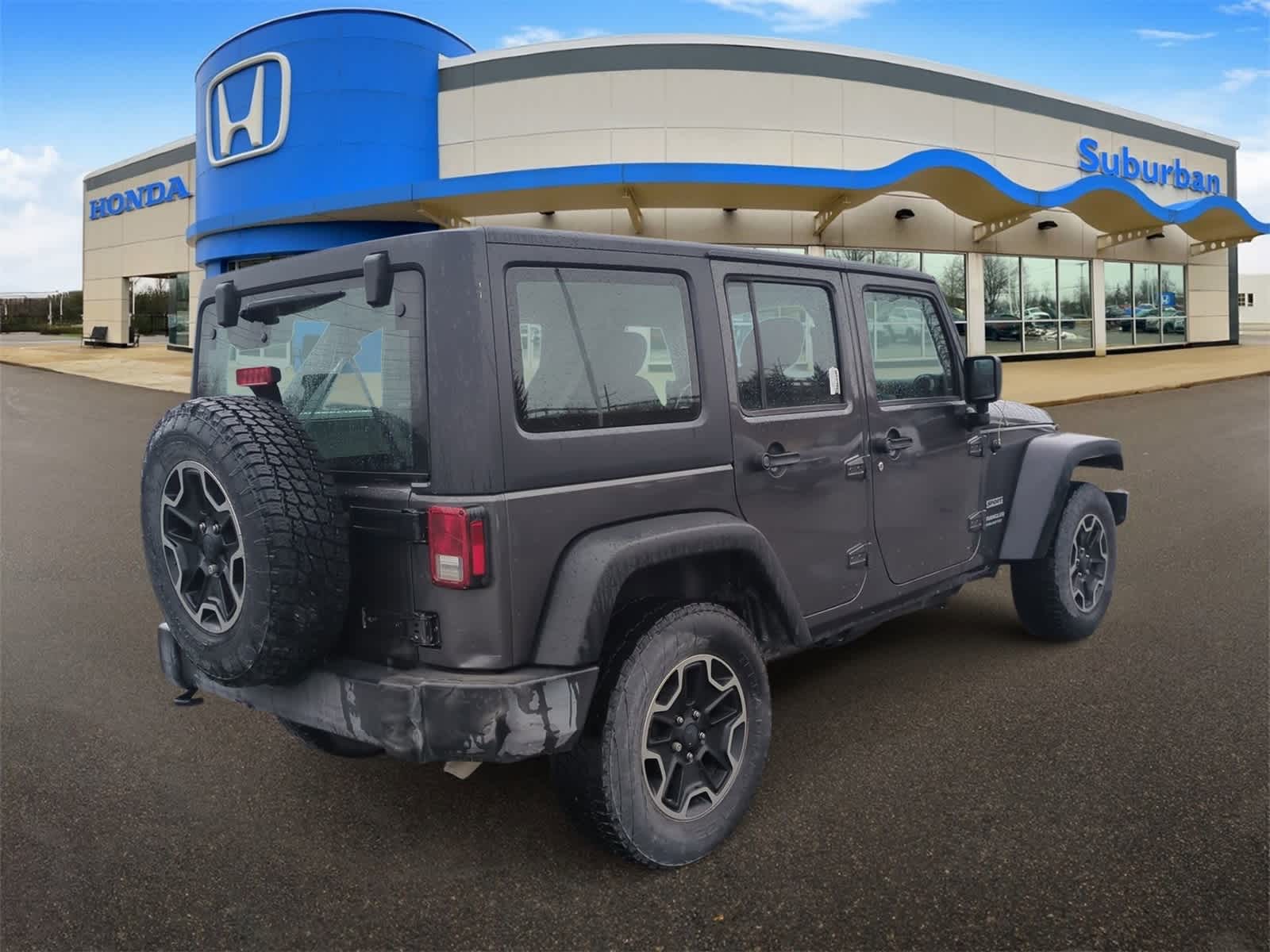 Thumbnail: 2016 Jeep Wrangler - 8