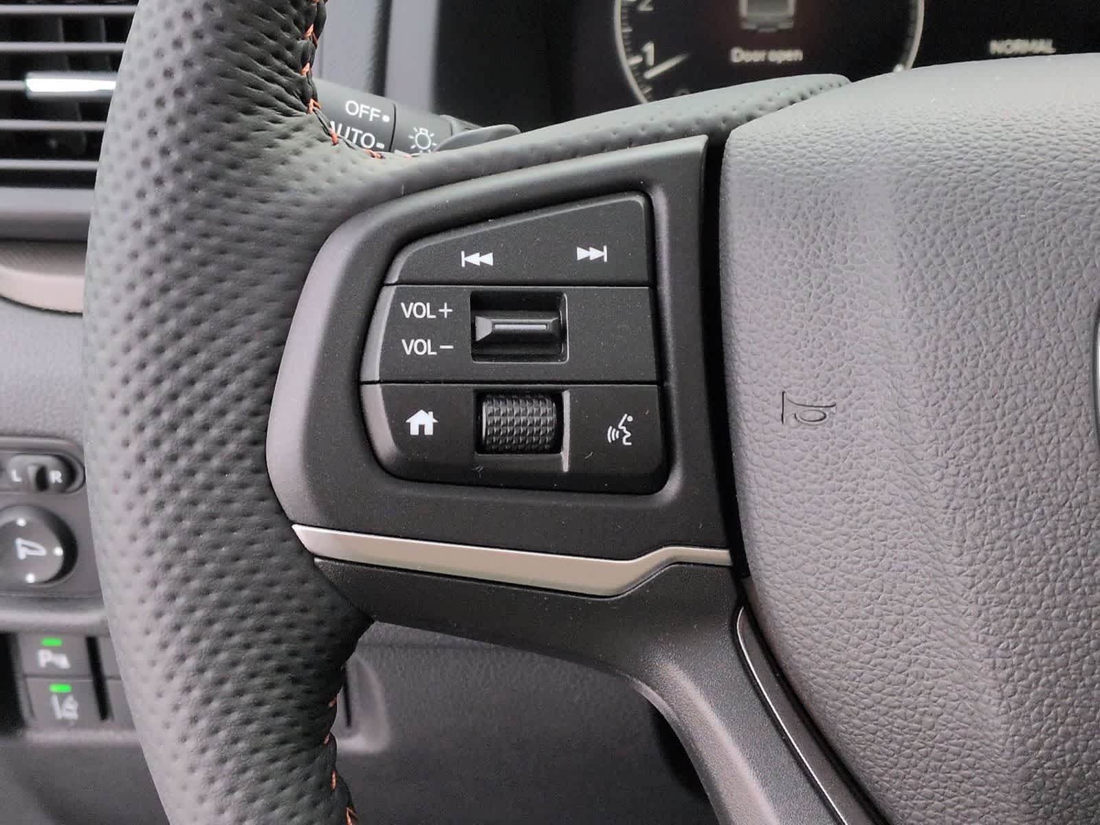 Thumbnail: 2026 Honda Ridgeline - 26