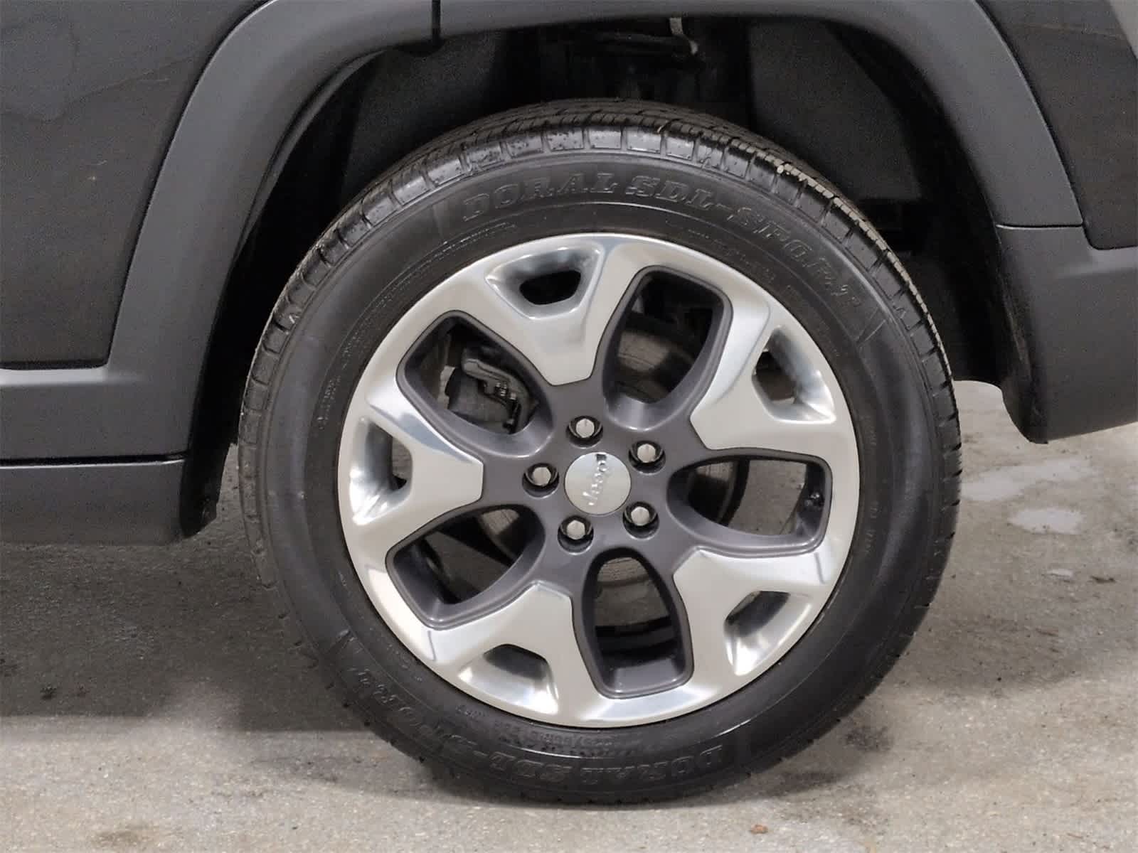 Thumbnail: 2019 Jeep Compass - 13