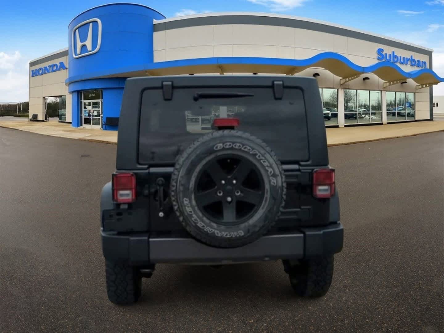 Thumbnail: 2016 Jeep Wrangler - 7