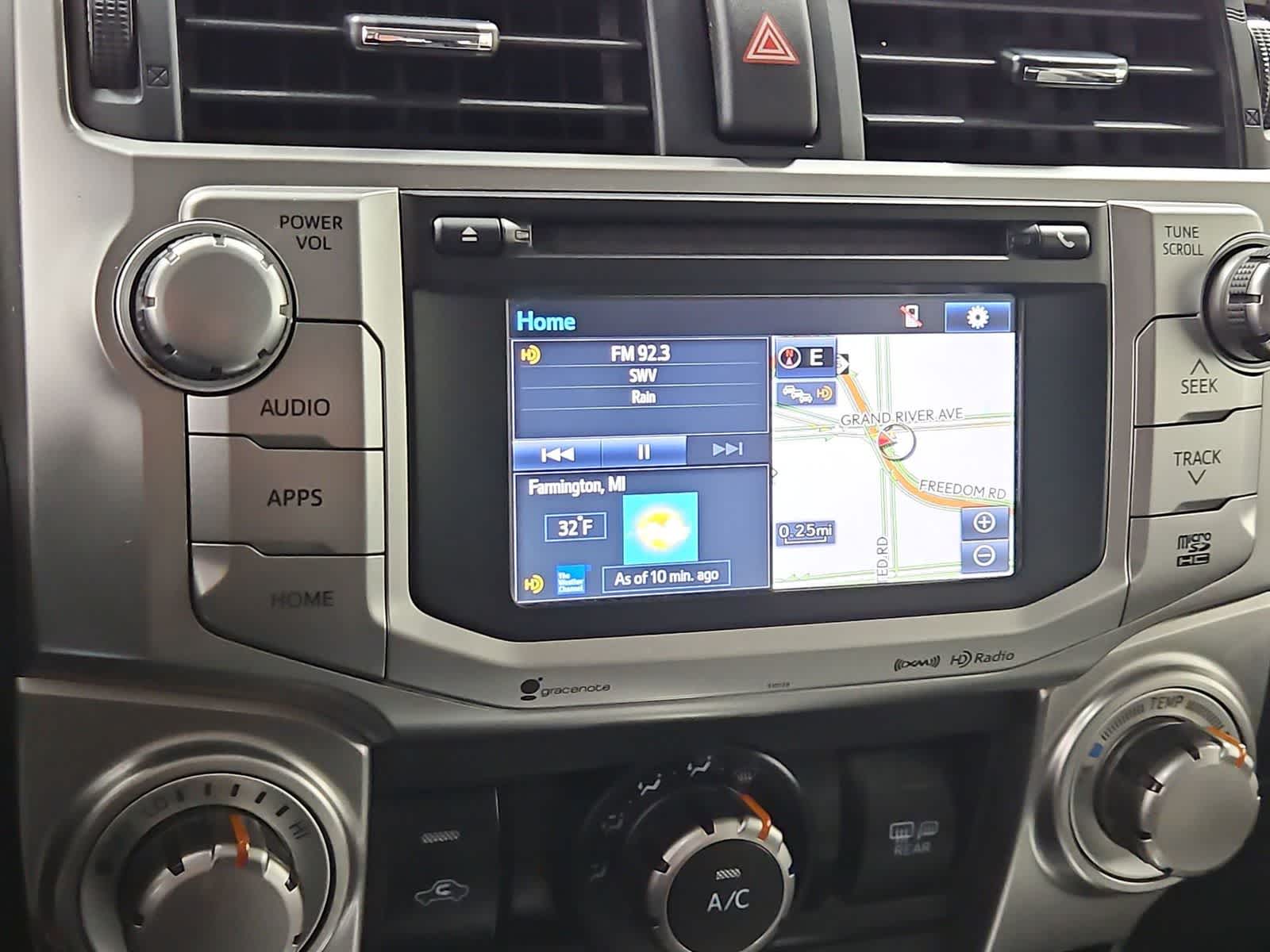 Thumbnail: 2017 Toyota 4Runner - 28
