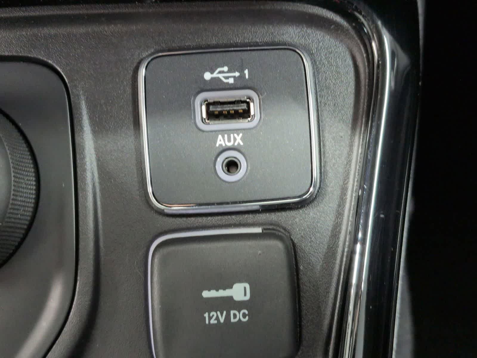 Thumbnail: 2020 Jeep Compass - 30