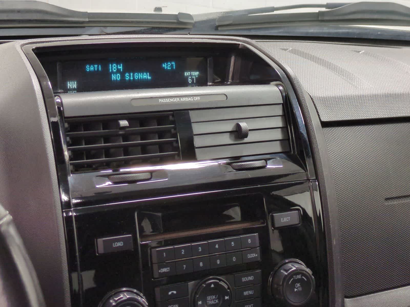 Thumbnail: 2010 Ford Escape - 28