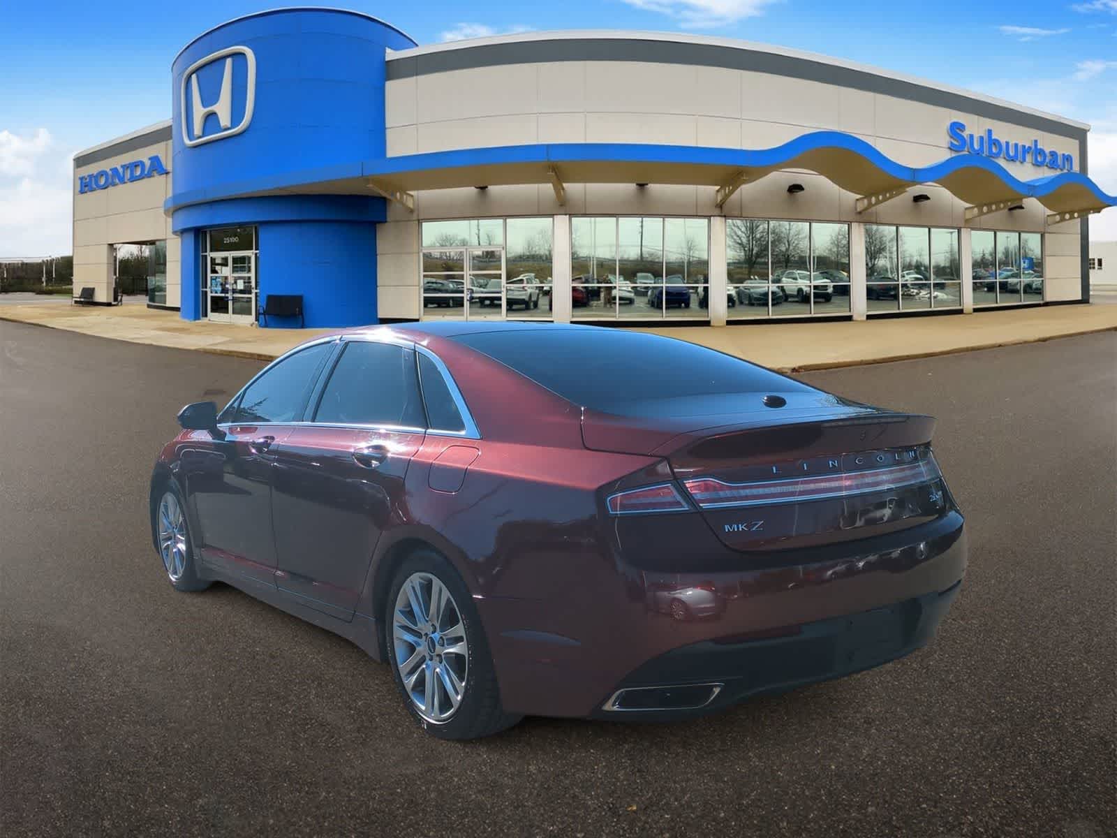 Thumbnail: 2015 Lincoln MKZ - 6