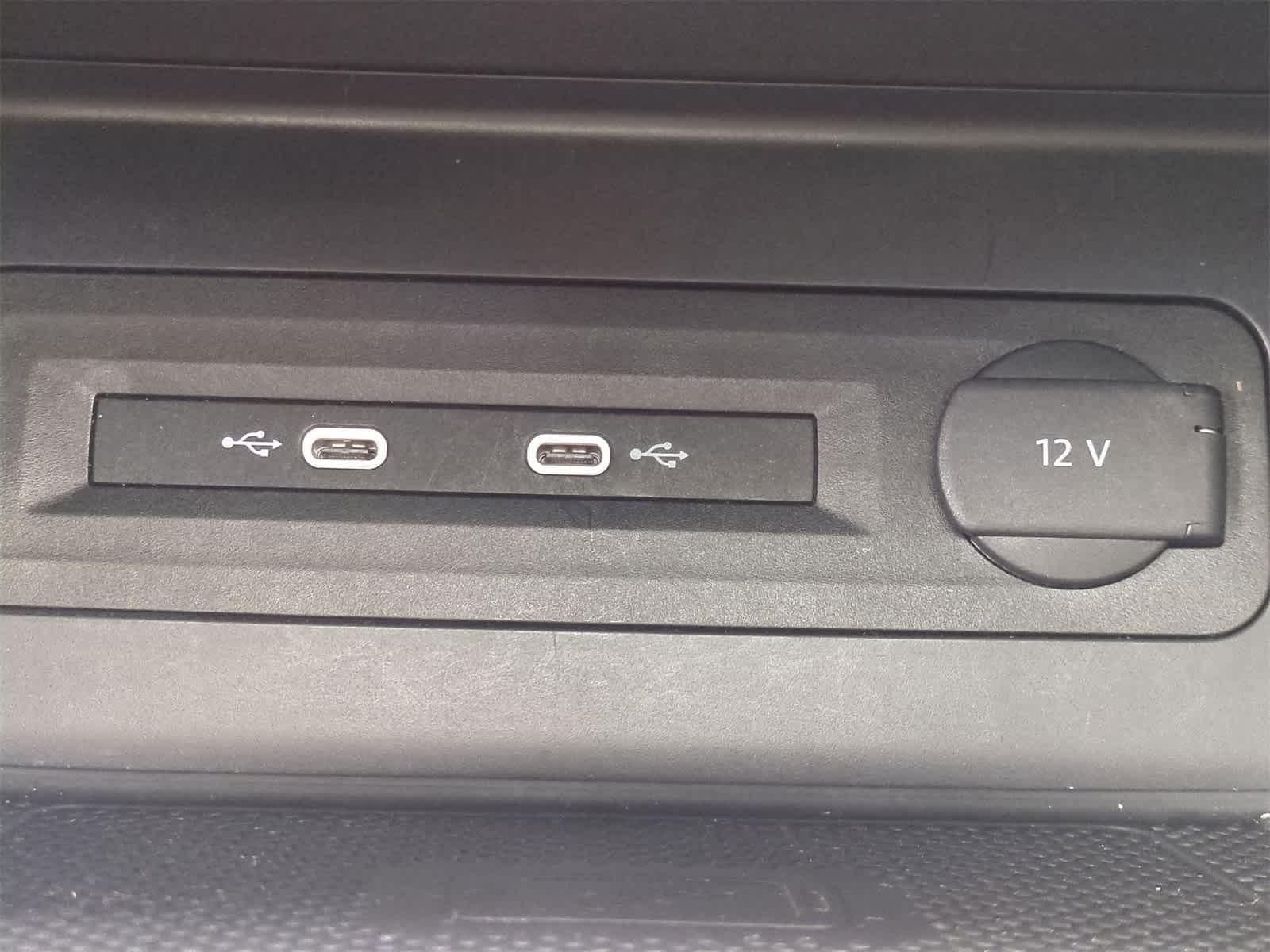 Thumbnail: 2021 Volkswagen Atlas - 33