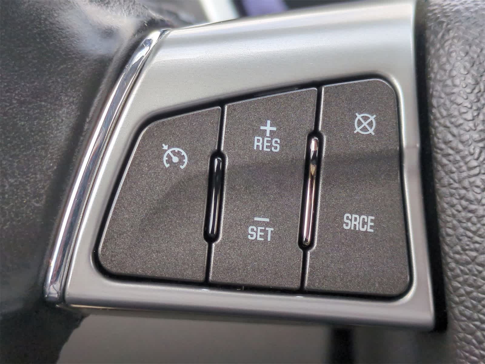 Thumbnail: 2010 Cadillac SRX - 25