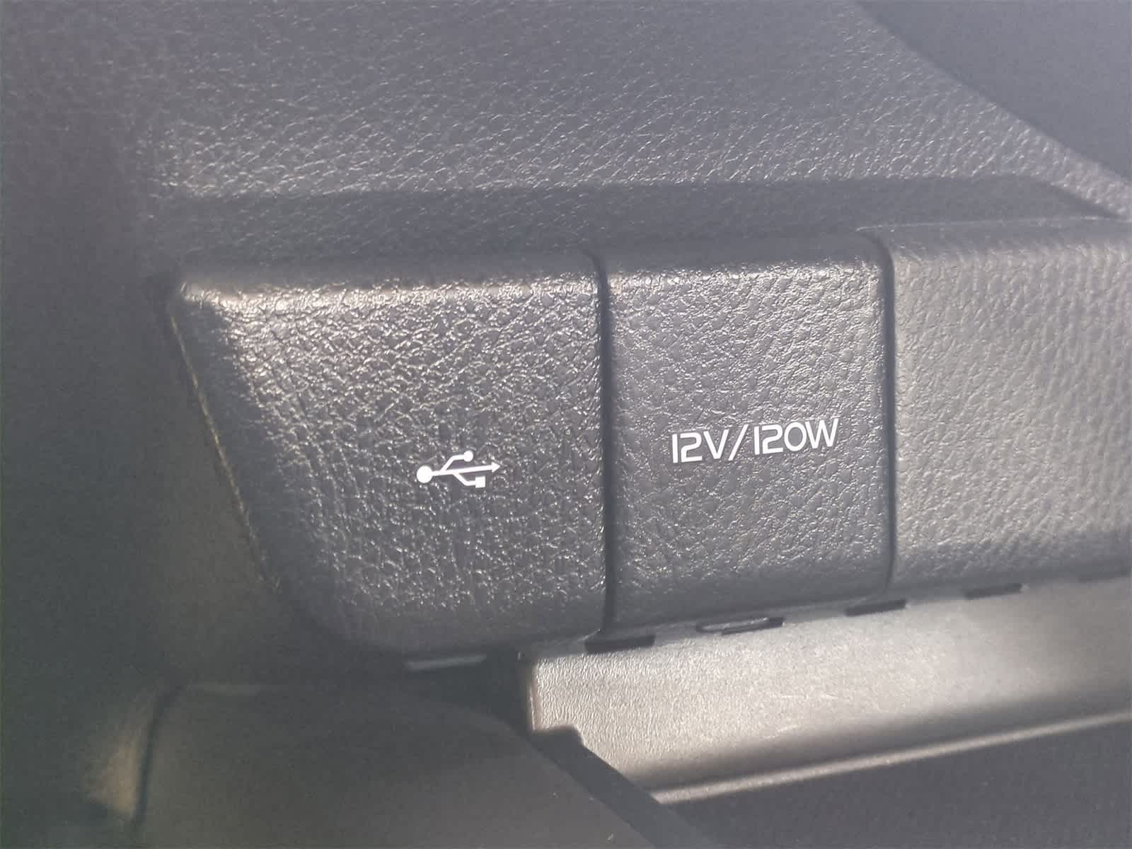 Thumbnail: 2021 Toyota Camry - 29