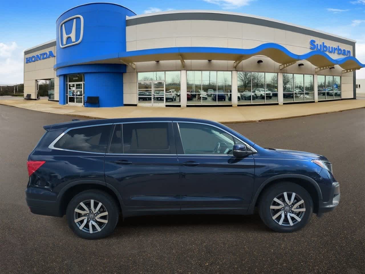 Thumbnail: 2019 Honda Pilot - 9