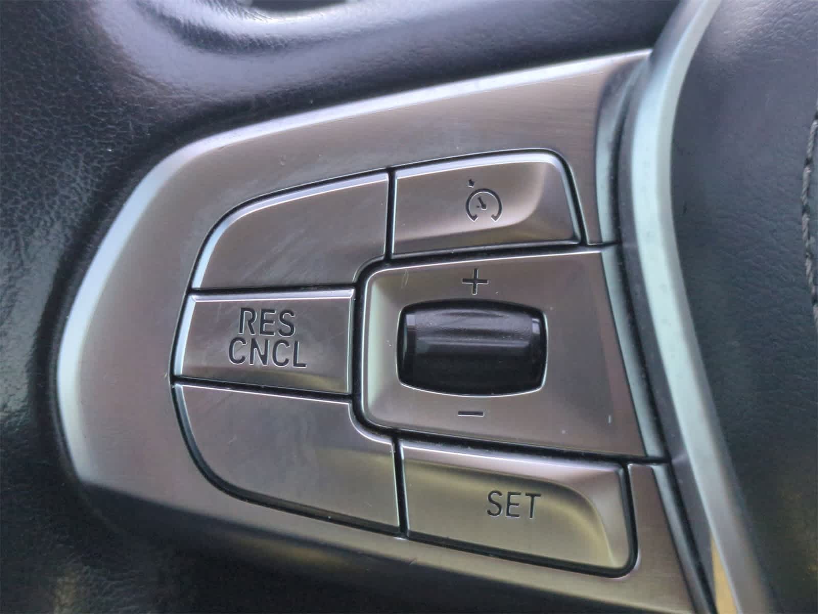 Thumbnail: 2019 BMW 7 Series - 25