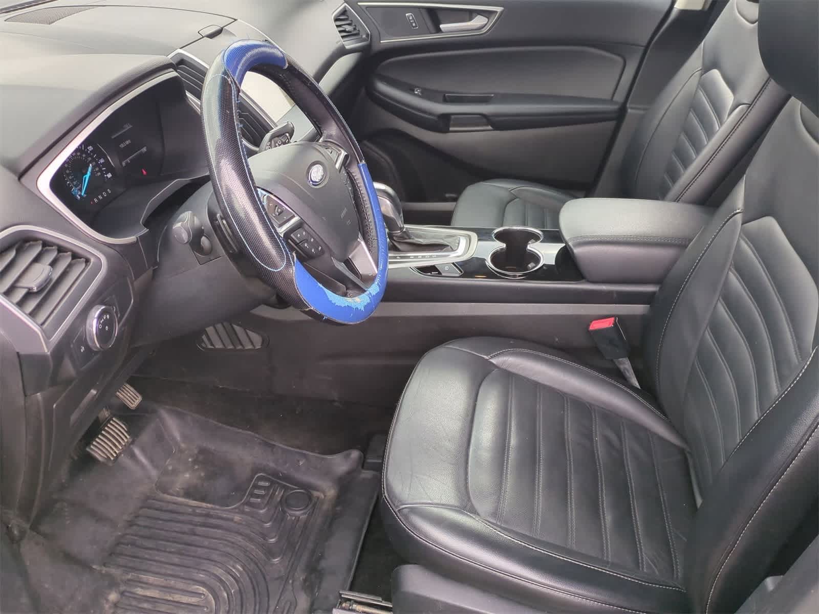 Thumbnail: 2017 Ford Edge - 17