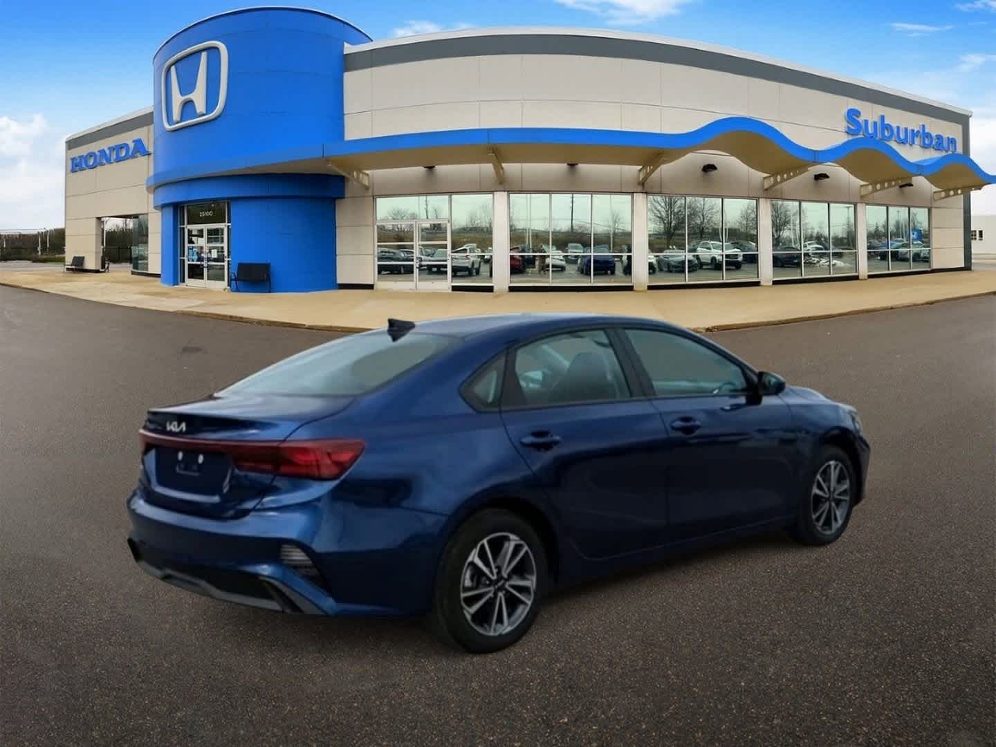 Thumbnail: 2023 Kia Forte - 8