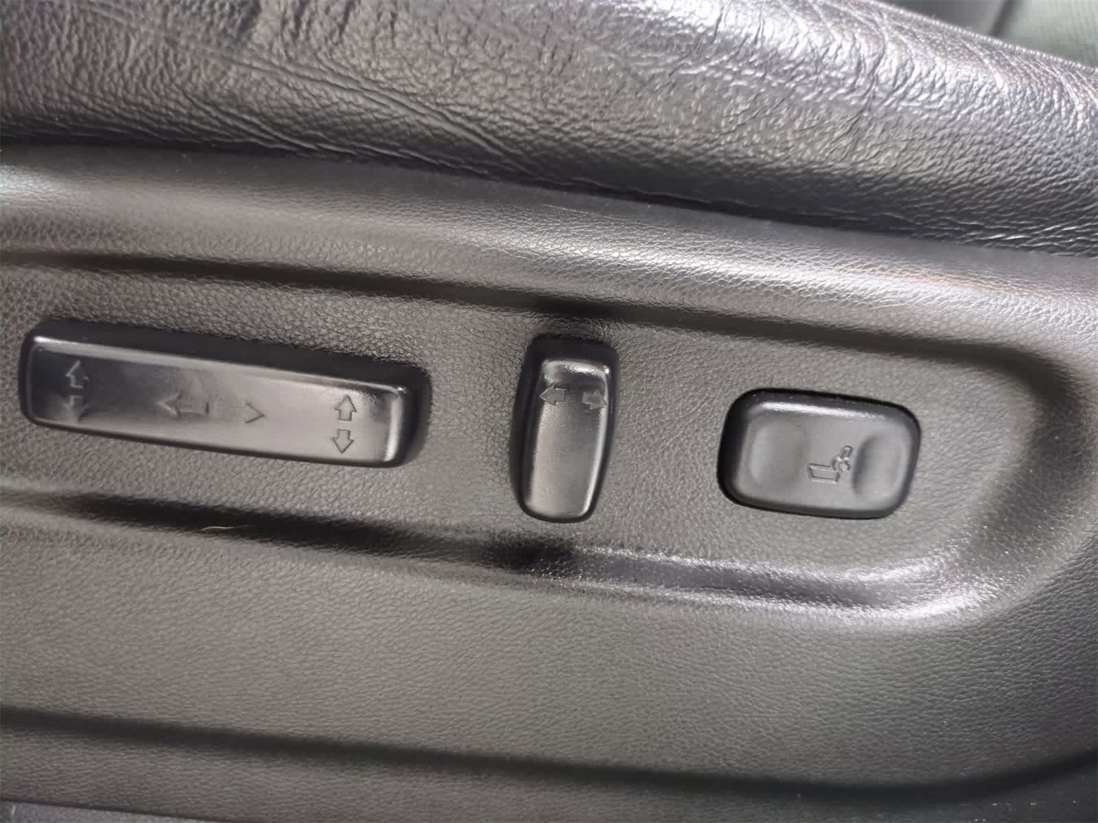 Thumbnail: 2018 Honda Pilot - 25