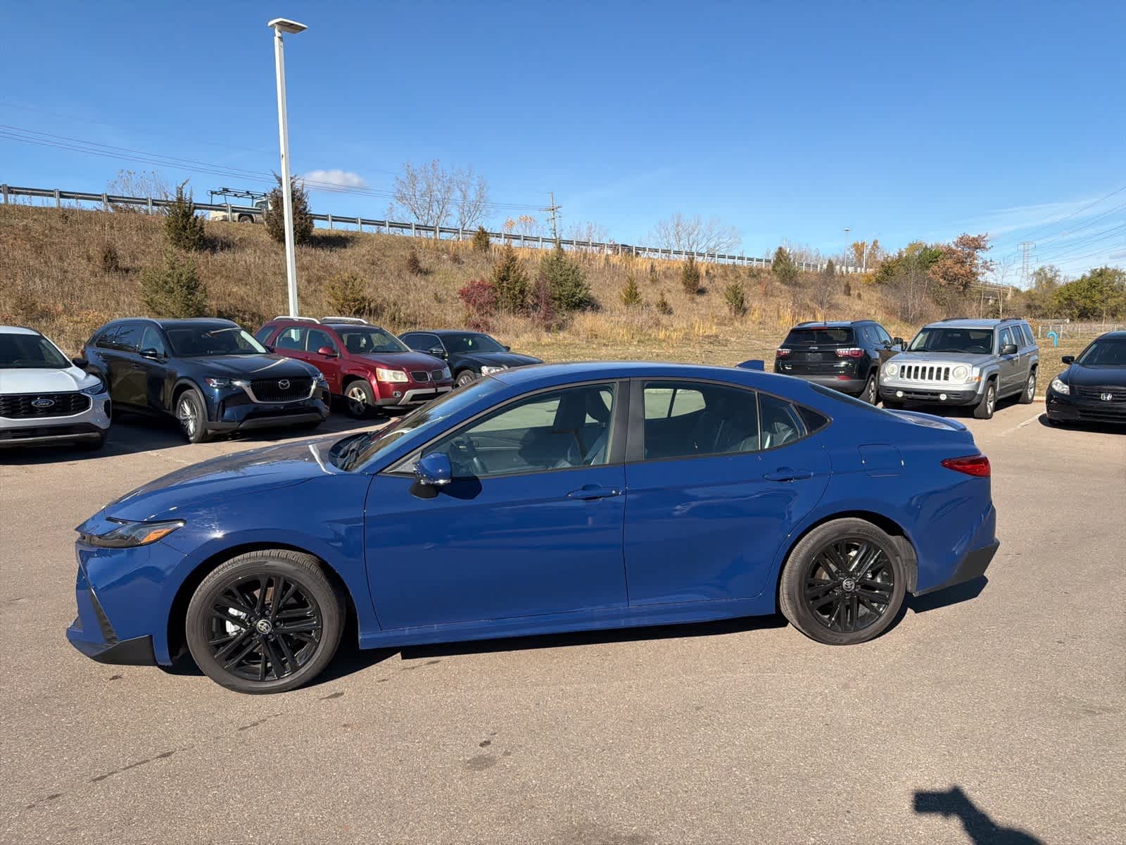 Thumbnail: 2025 Toyota Camry - 31