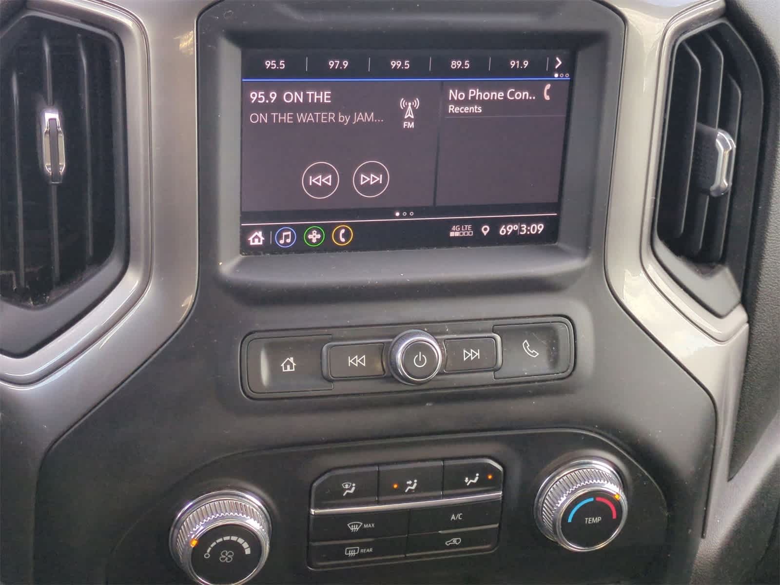 Thumbnail: 2020 GMC Sierra 1500 - 26