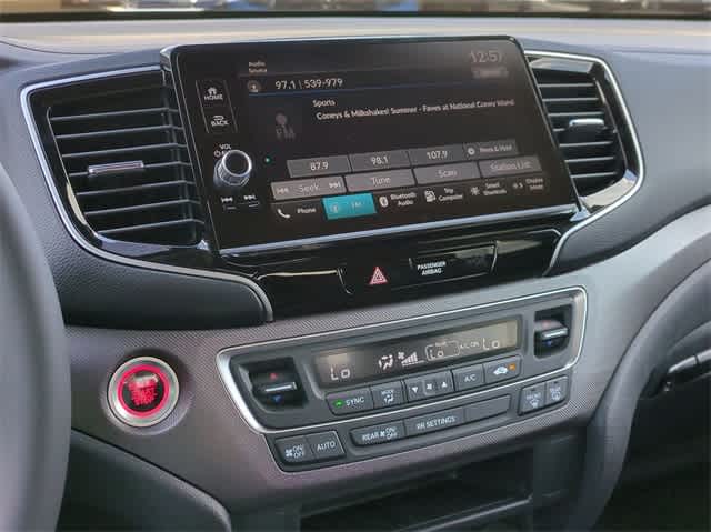 2024 Honda Ridgeline Sport 28