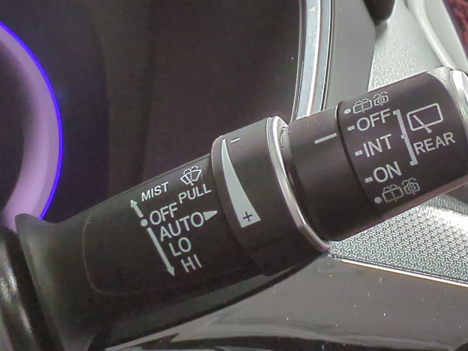 Thumbnail: 2023 Acura MDX - 27