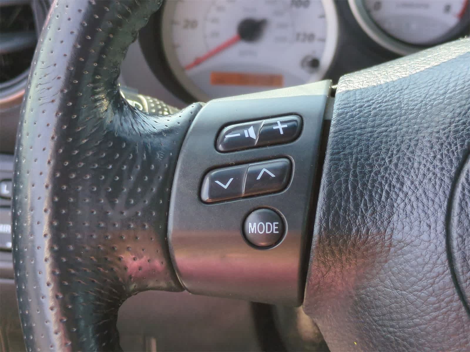Thumbnail: 2005 Toyota RAV4 - 23