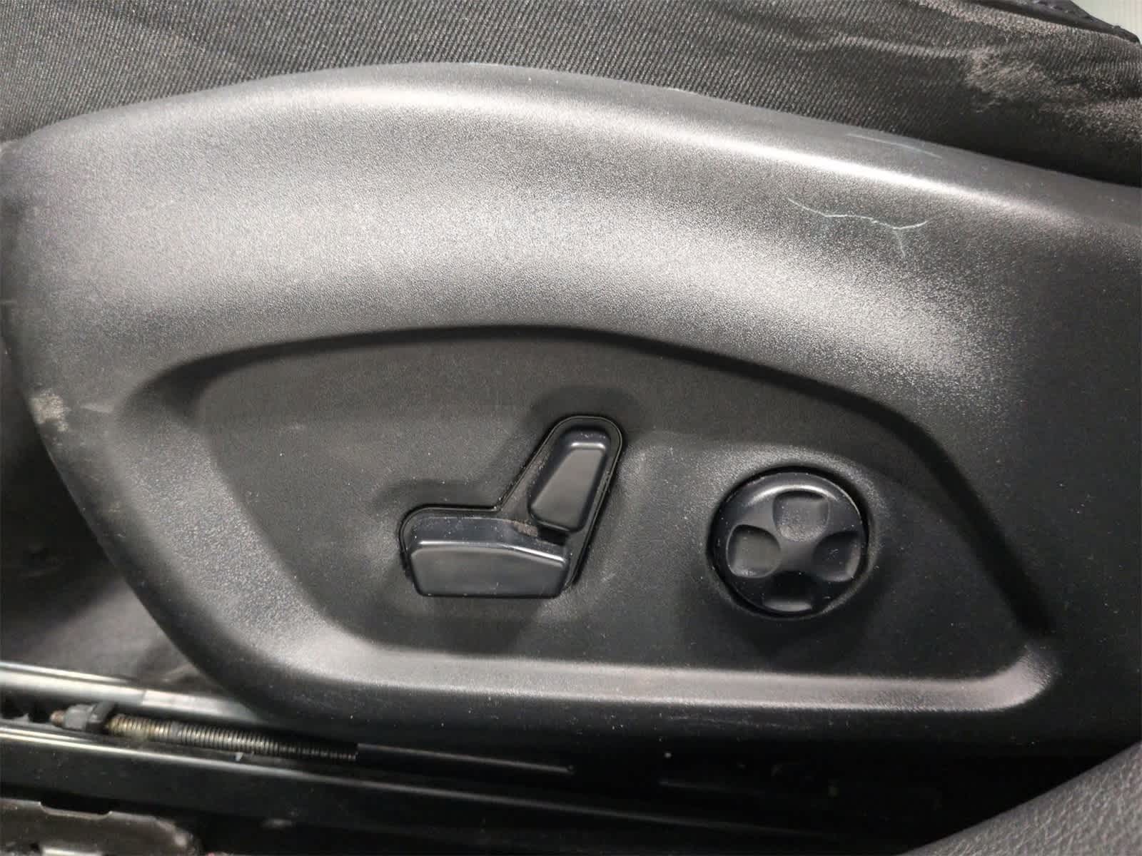 Thumbnail: 2019 Jeep Compass - 17