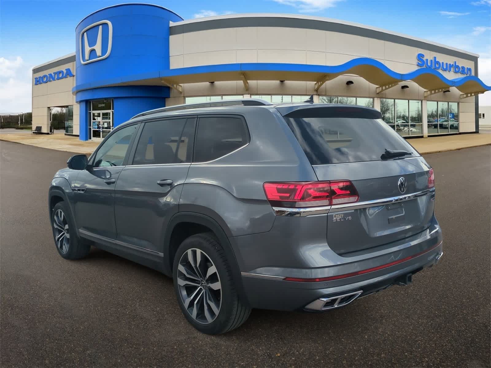 2021 Volkswagen Atlas V6 SEL R-Line photo 3