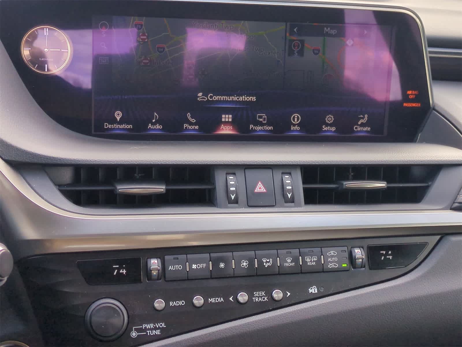 Thumbnail: 2020 Lexus ES - 29