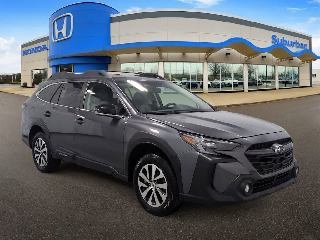 Used 2025 Subaru Outback Premium SUV