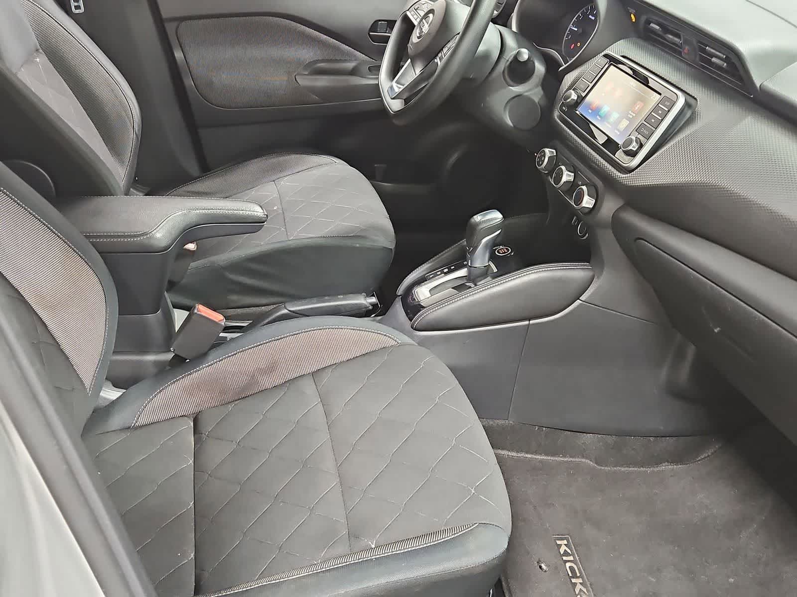 Thumbnail: 2019 Nissan Kicks - 19
