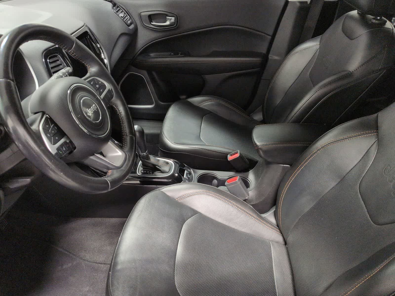 Thumbnail: 2020 Jeep Compass - 17