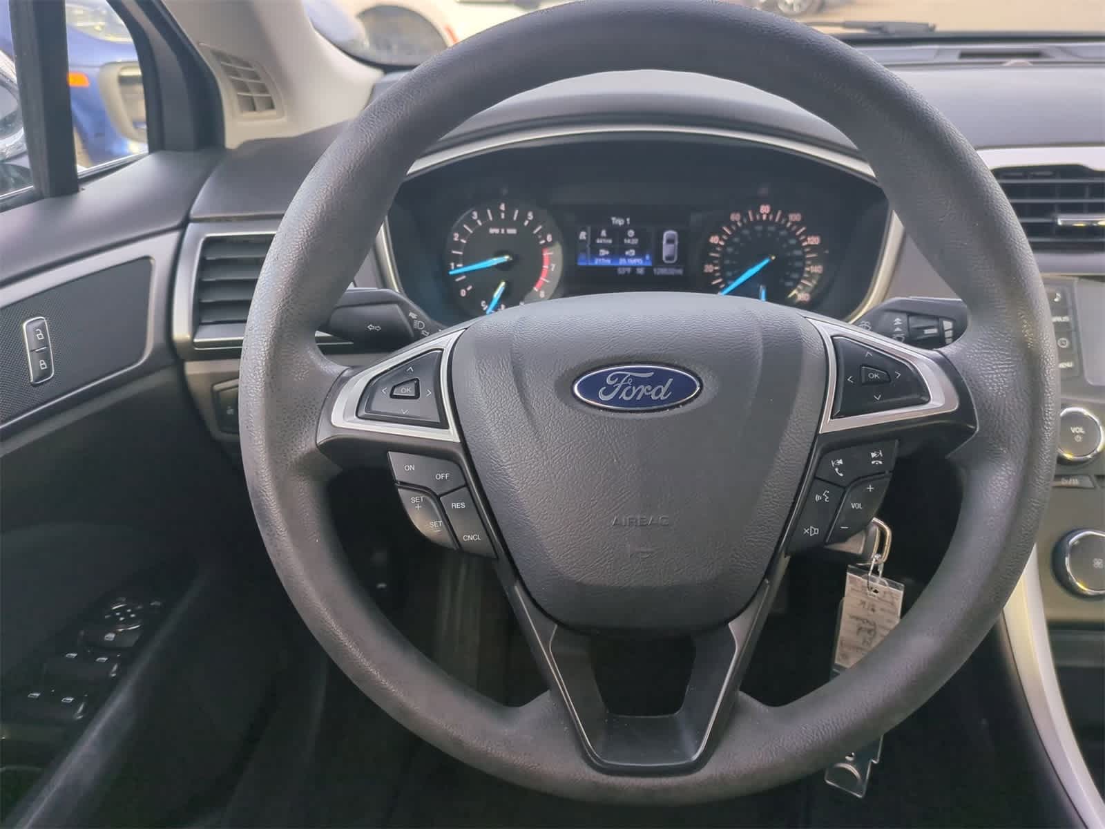 Thumbnail: 2014 Ford Fusion - 22