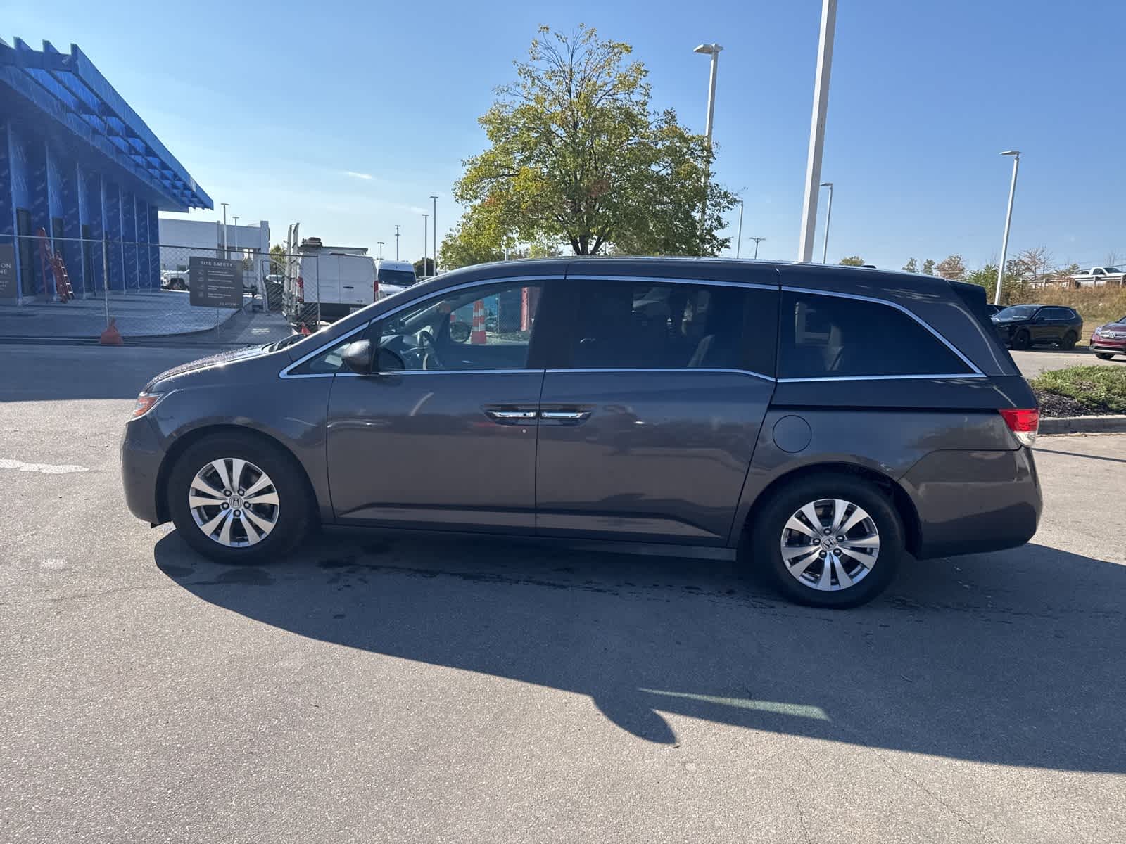 Thumbnail: 2015 Honda Odyssey - 31