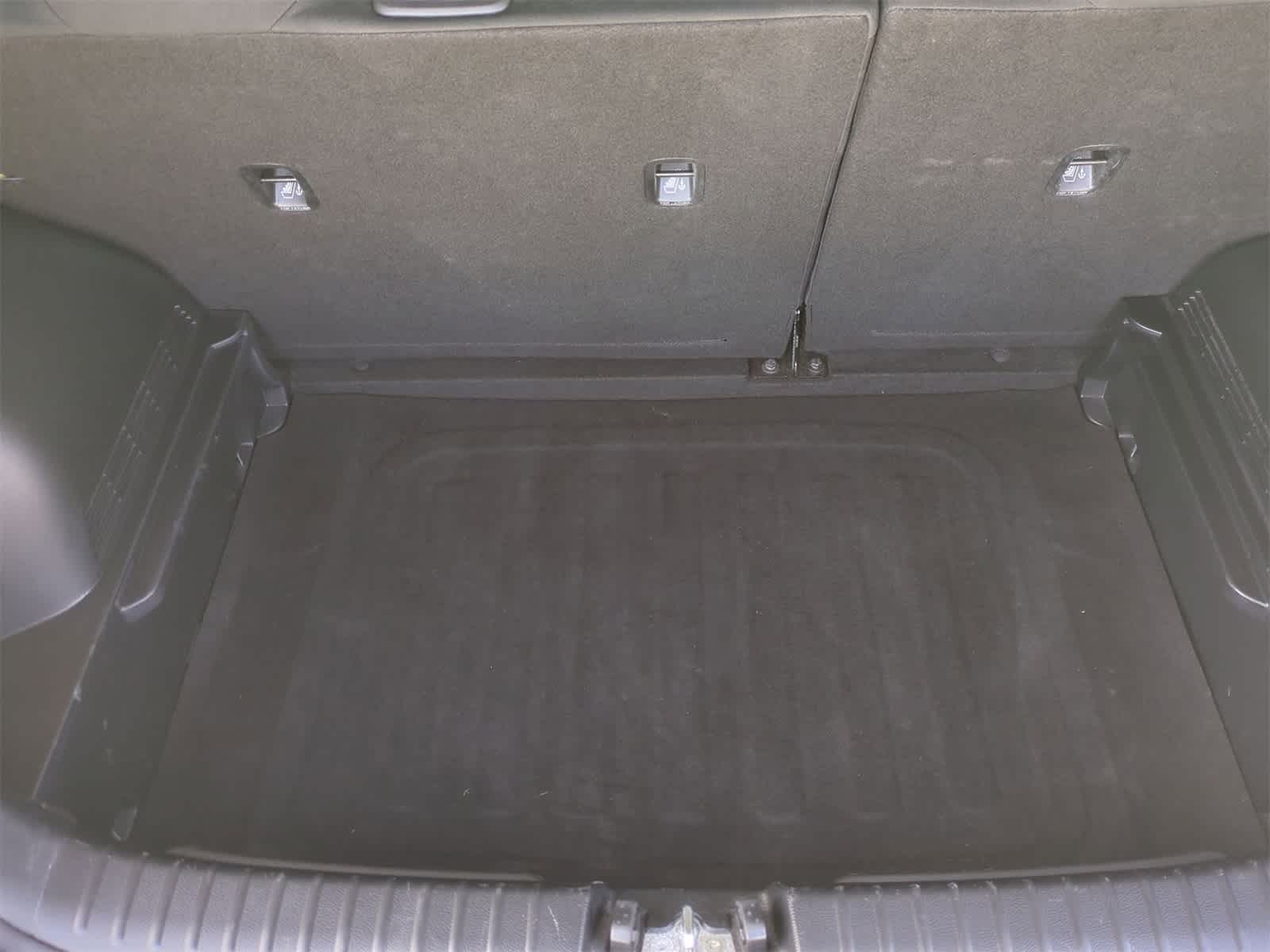 Thumbnail: 2024 Kia Soul - 32