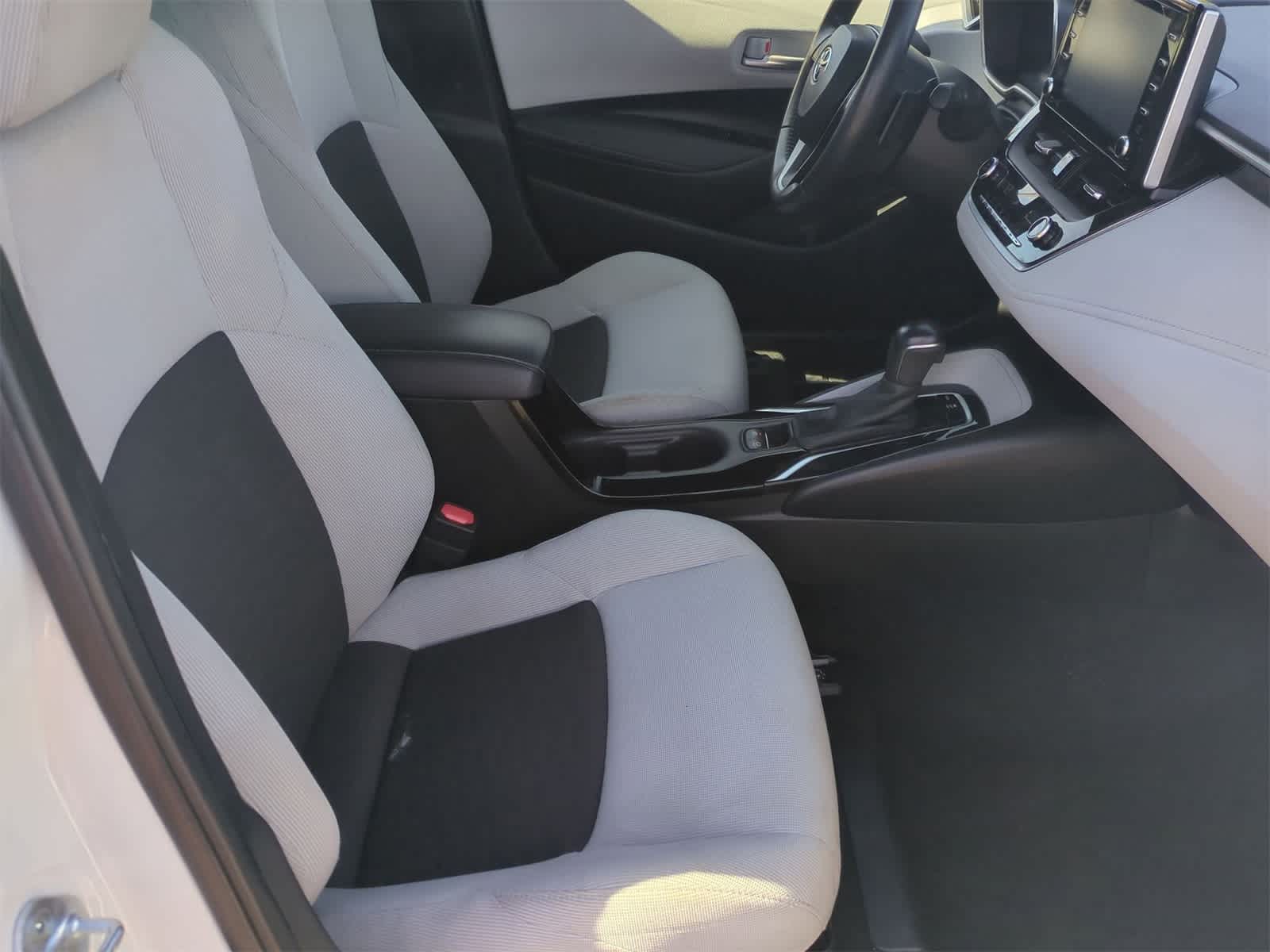 Thumbnail: 2021 Toyota Corolla - 21