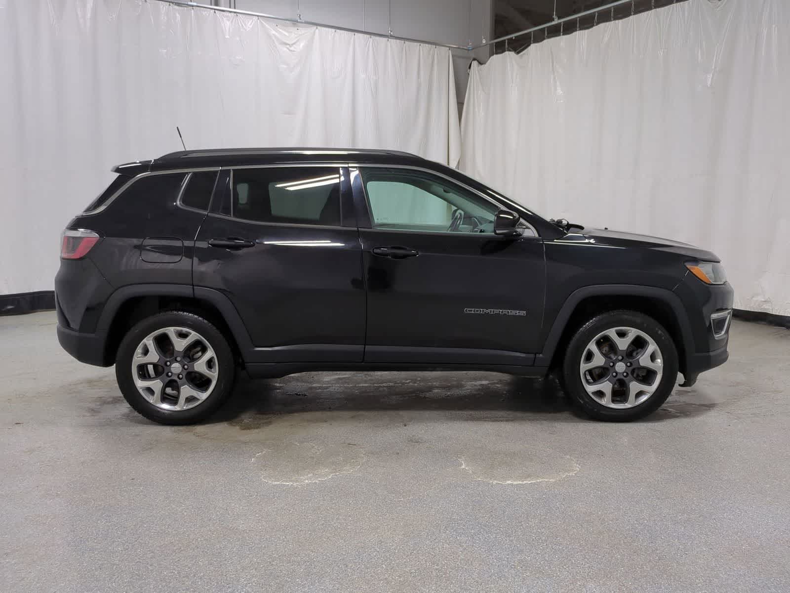 Thumbnail: 2017 Jeep Compass - 15