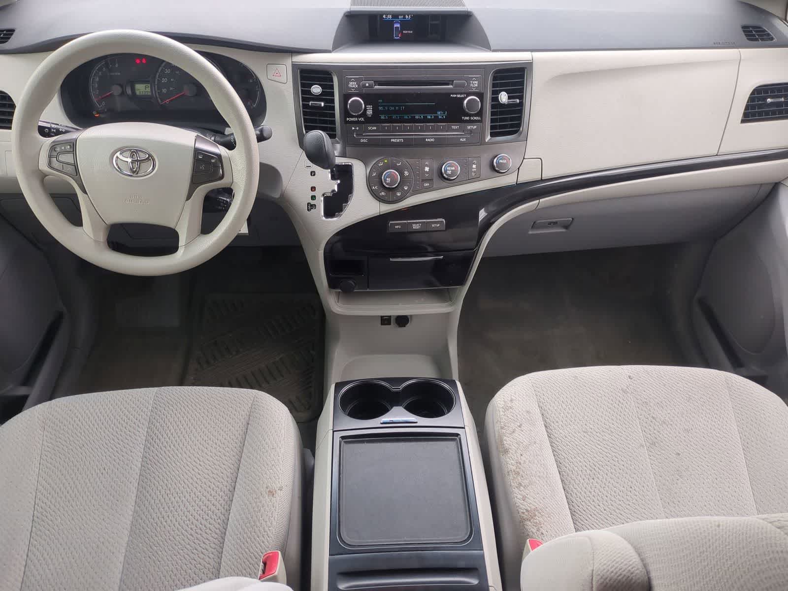 Thumbnail: 2012 Toyota Sienna - 15