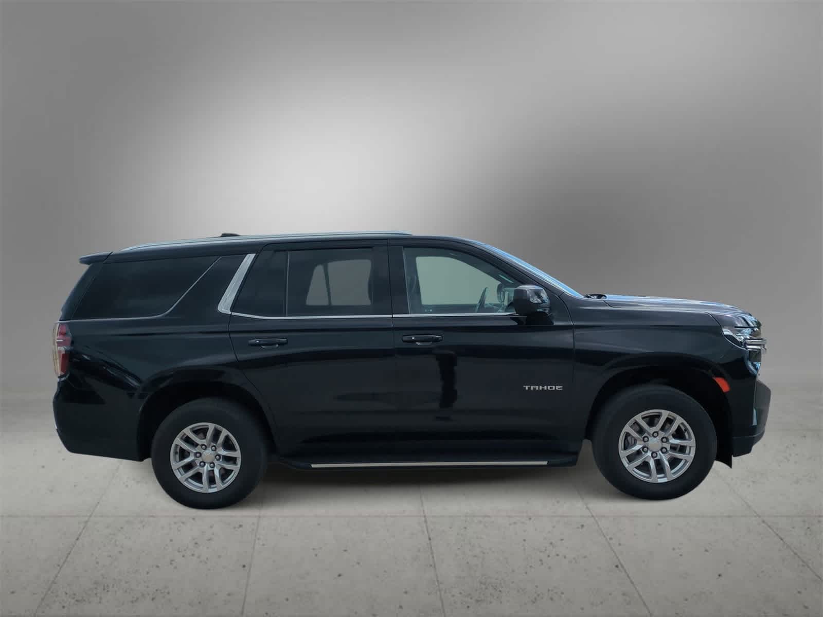 Thumbnail: 2023 Chevrolet Tahoe - 9