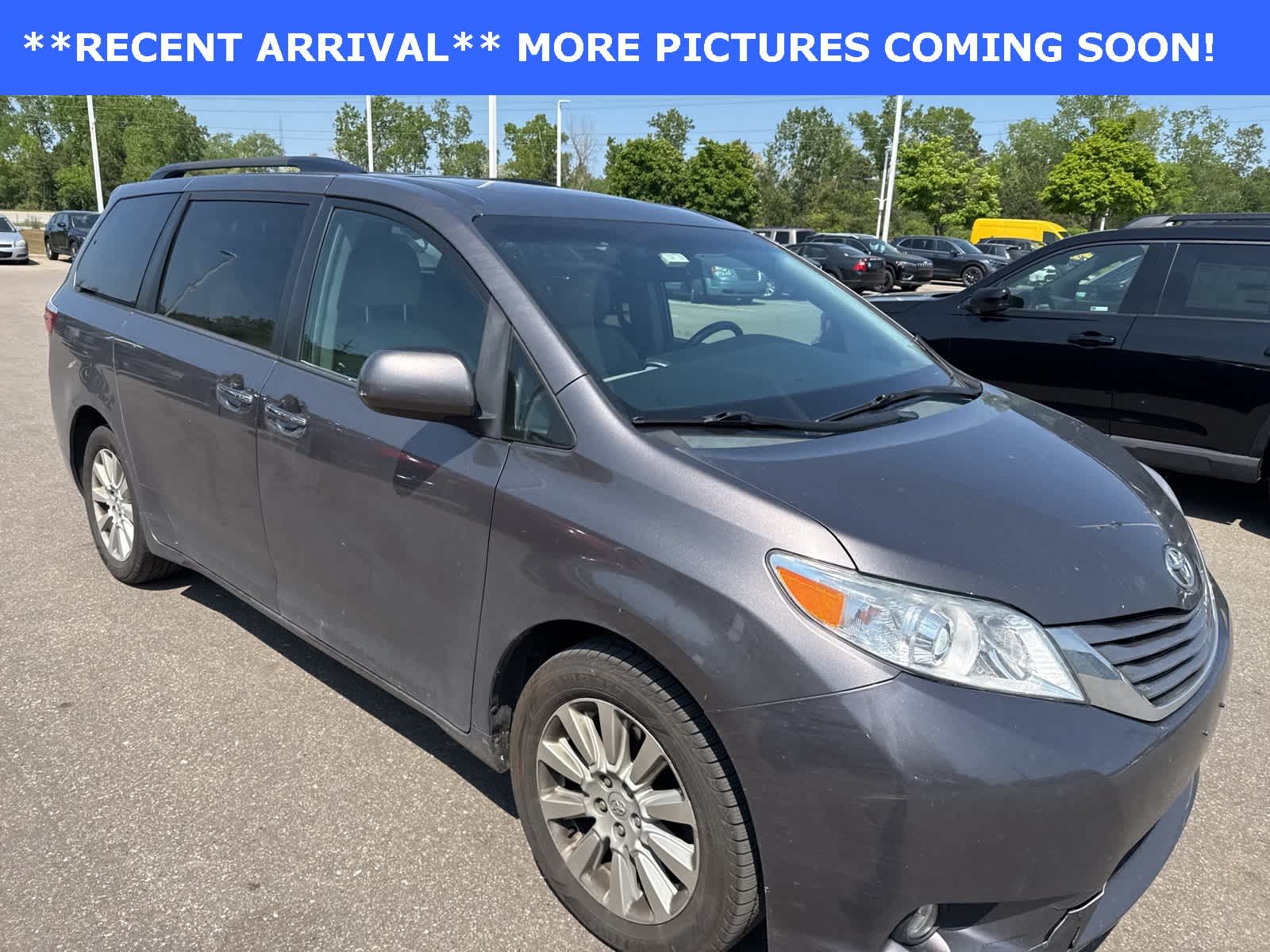 Thumbnail: 2015 Toyota Sienna - 5