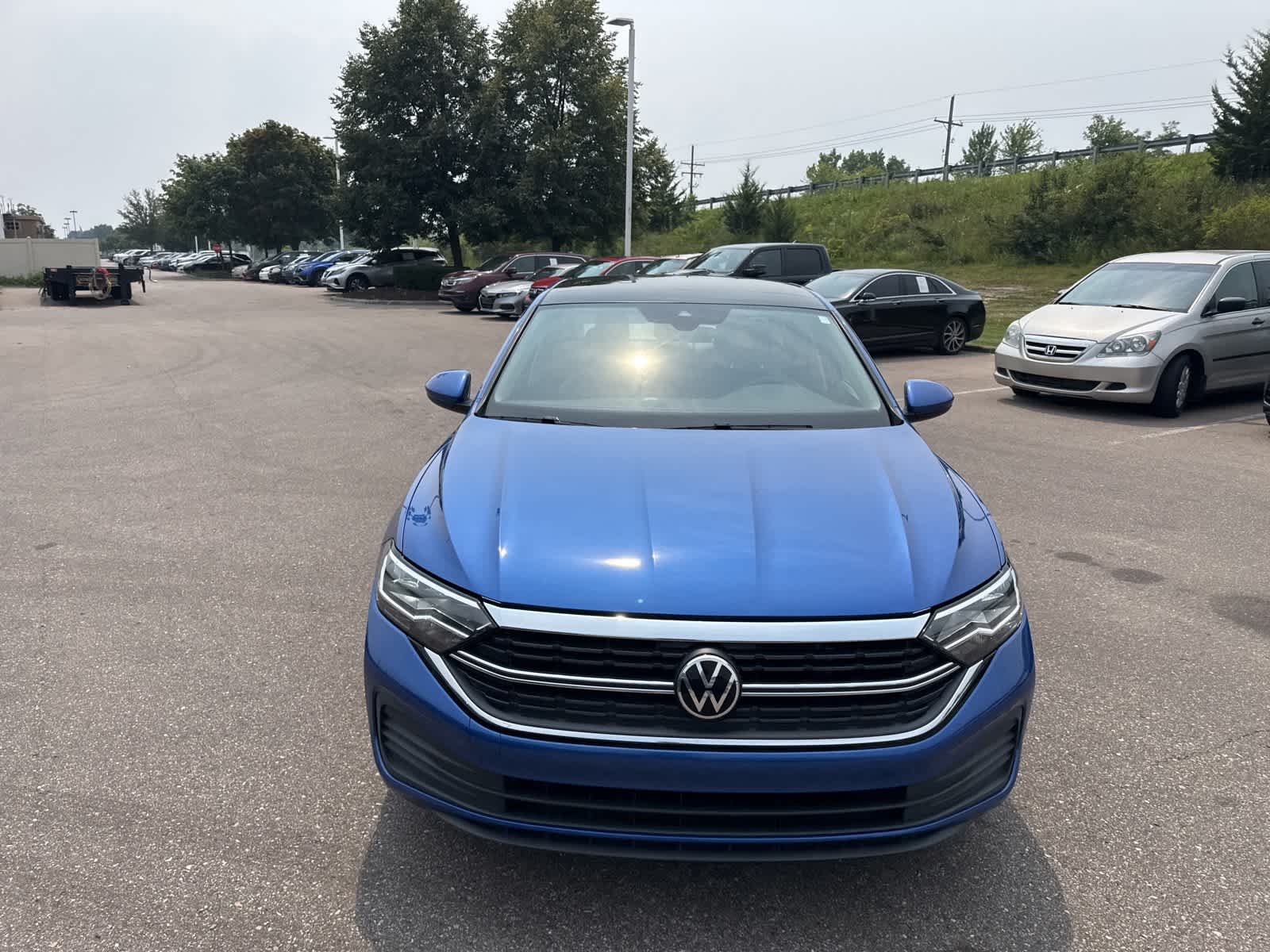 Thumbnail: 2023 Volkswagen Jetta - 5