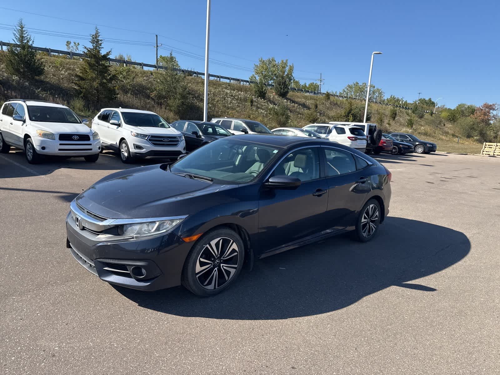 2017 Honda Civic EX-T photo 2