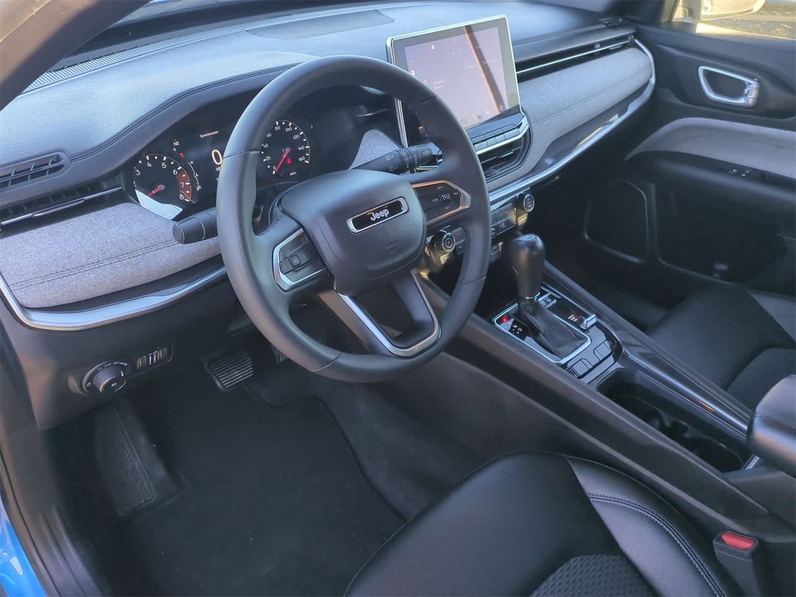 Thumbnail: 2024 Jeep Compass - 10