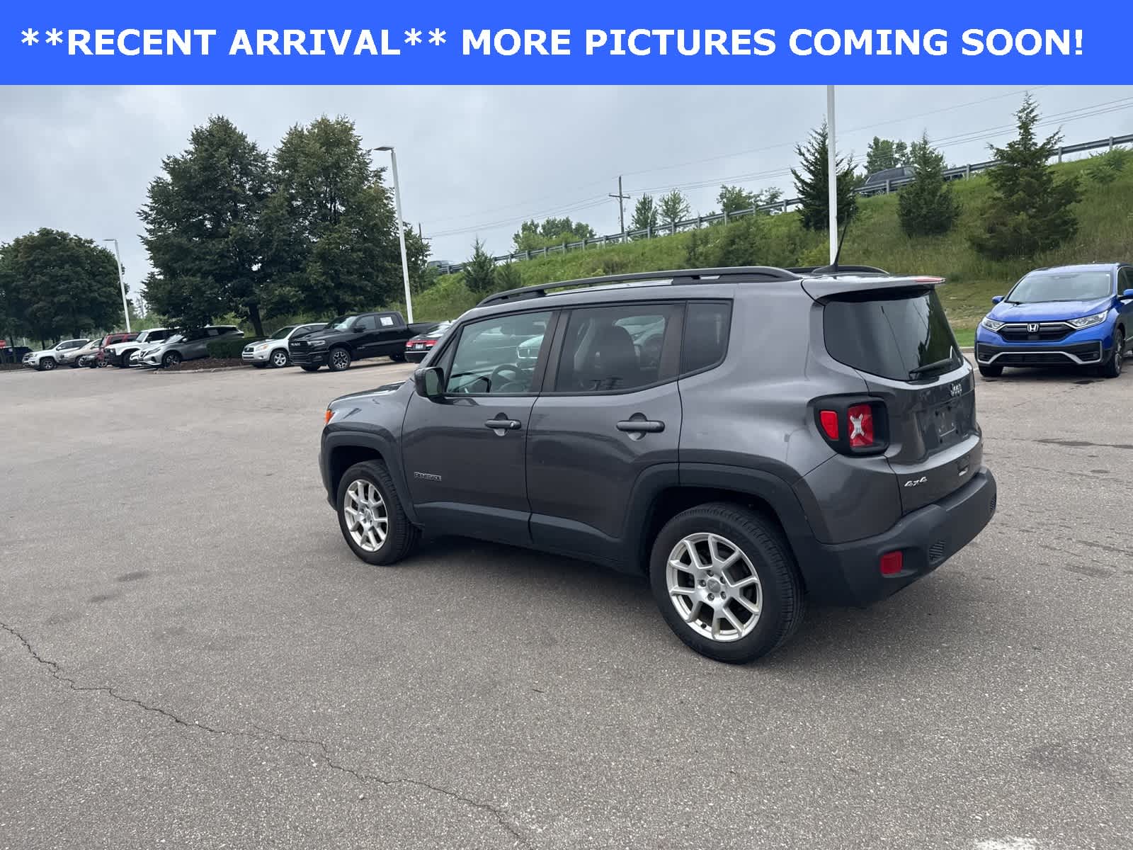 Thumbnail: 2019 Jeep Renegade - 24