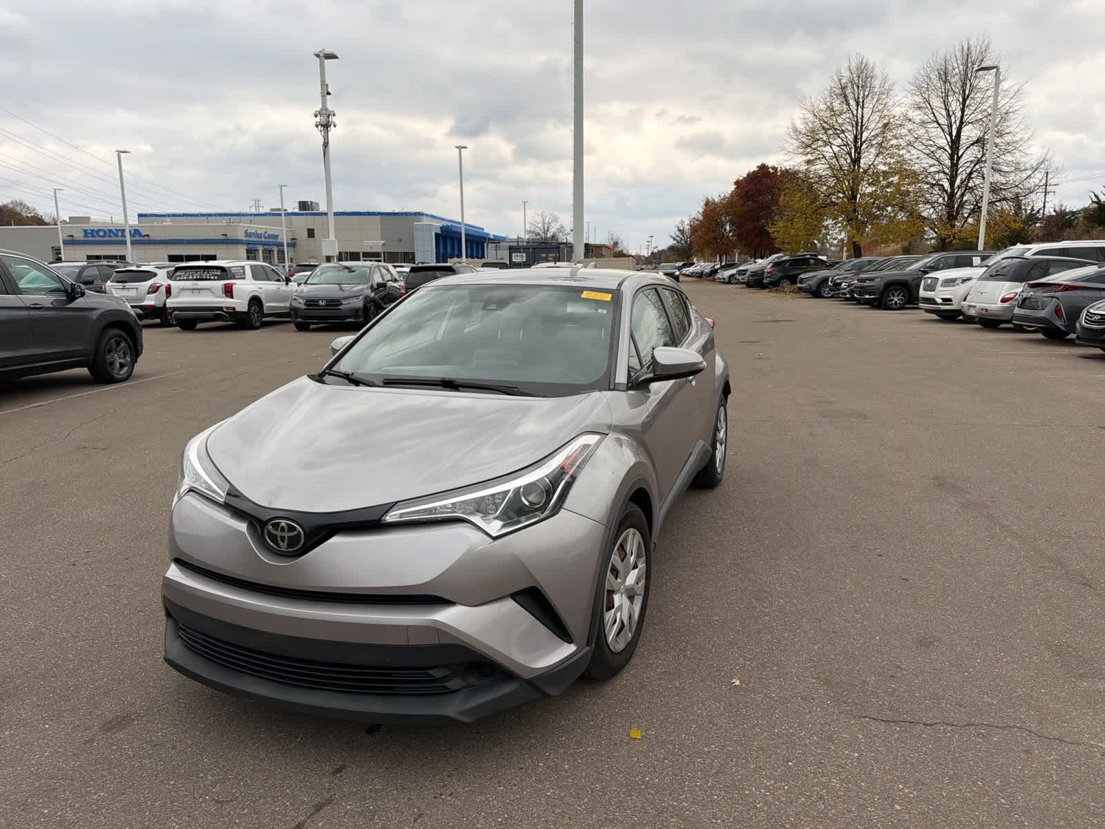 2019 Toyota C-HR XLE Limited photo 3