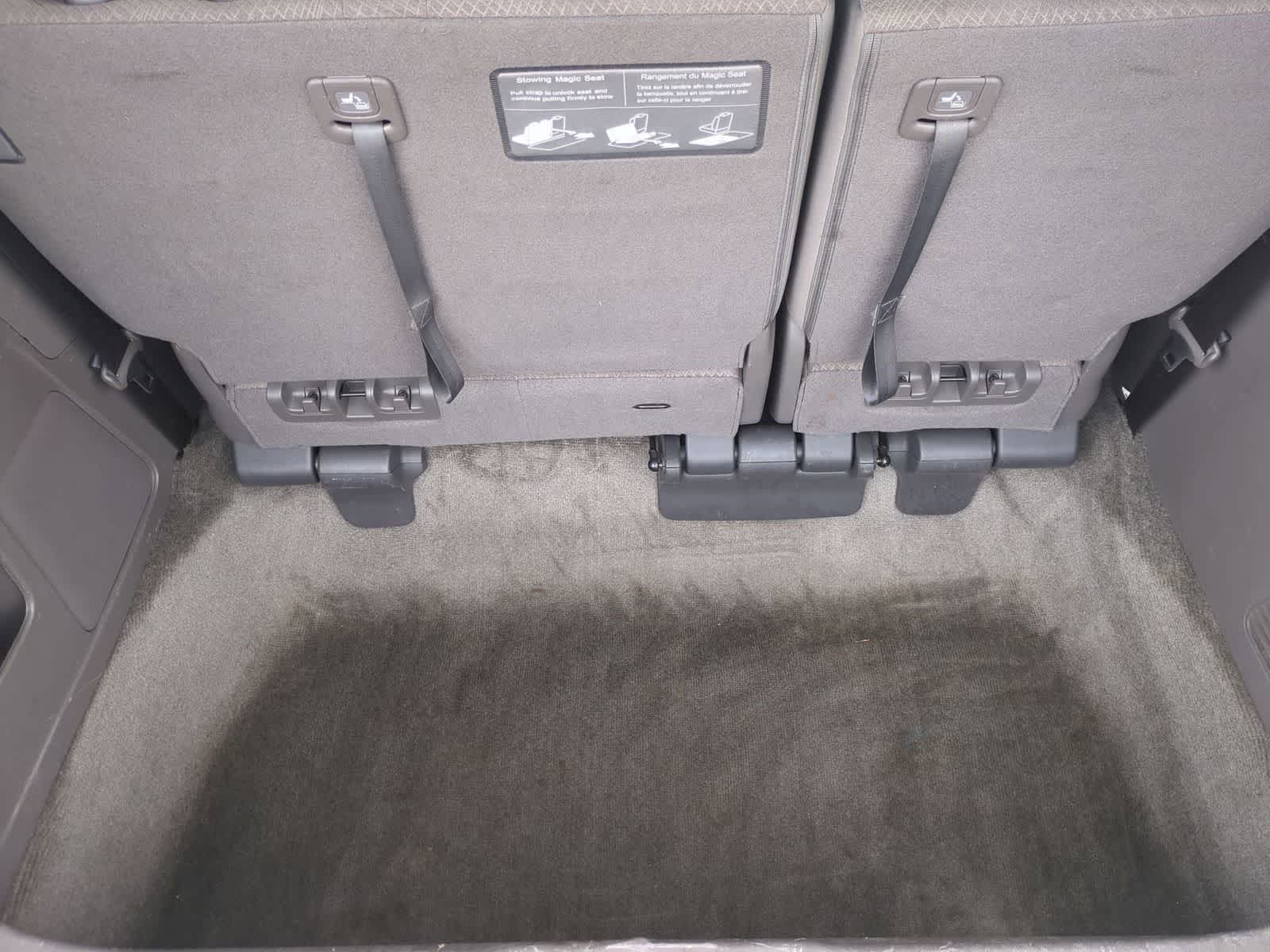 Thumbnail: 2015 Honda Odyssey - 32