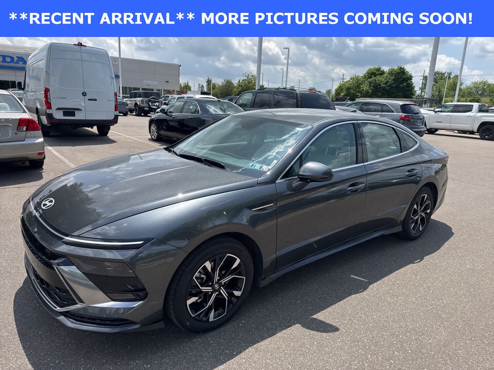 2025 Hyundai Sonata SEL Hero Image
