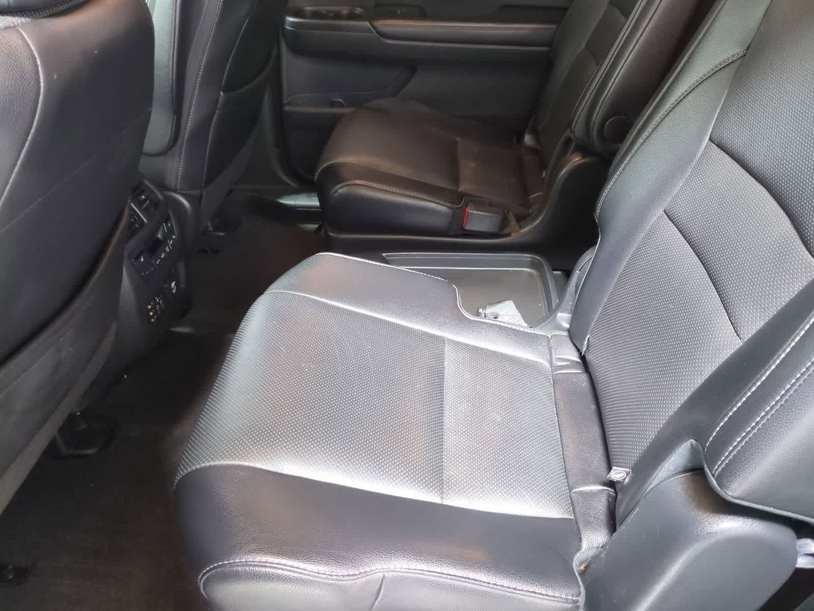 Thumbnail: 2018 Honda Pilot - 28