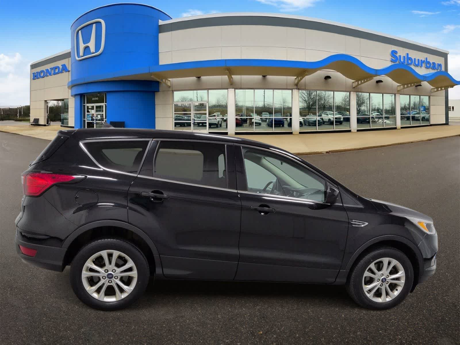 Thumbnail: 2019 Ford Escape - 9